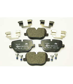 Juego de pastillas de freno traseras - LR134882A